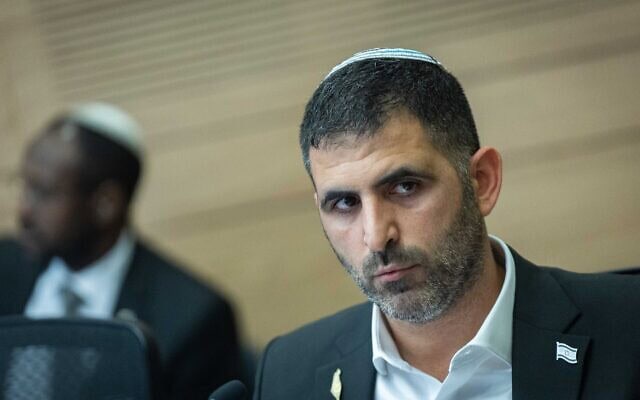 שר התקשורת שלמה דרעי בדיון של הוועדה המיוחדת לחוק התקשורת בכנסת, 28 באפריל 2026 (צילום: יונתן זינדל/פלאש90) שר התקשורת שלמה דרעי בדיון של הוועדה המיוחדת לחוק התקשורת בכנסת, 28 באפריל 2026 (צילום: יונתן זינדל/פלאש90)