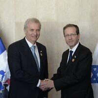 הנשיא יצחק הרצוג עם נשיא צ'ילה חוסה אנטוניו קאסט בקוסטה ריקה, 8 במאי 2026 (צילום: עמוס בן גרשום/לע"מ) הנשיא יצחק הרצוג עם נשיא צ'ילה חוסה אנטוניו קאסט בקוסטה ריקה, 8 במאי 2026 (צילום: עמוס בן גרשום/לע"מ)