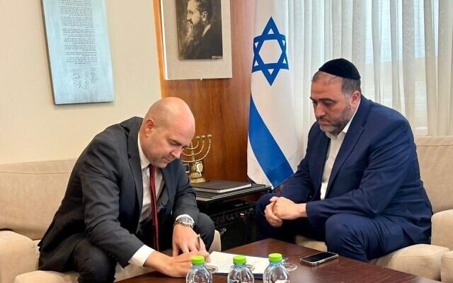 ח ח