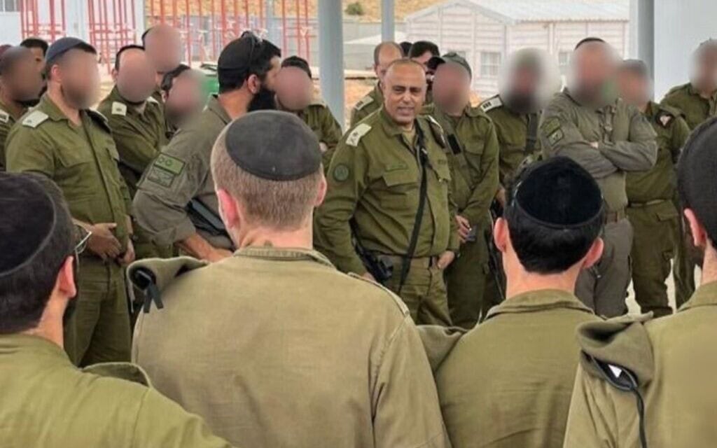 סגן הרמטכ״ל אלוף תמיר ידעי בבסיס האימונים של חטיבת החשמונאים החרדית. 20 במאי 2026 (צילום: דובר צה״ל) סגן הרמטכ״ל אלוף תמיר ידעי בבסיס האימונים של חטיבת החשמונאים החרדית. 20 במאי 2026 (צילום: דובר צה״ל)