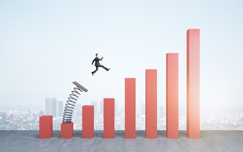 האצה באבולוציה האנושית, אילוסטרציה (צילום: iStock / peshkov) האצה באבולוציה האנושית, אילוסטרציה (צילום: iStock / peshkov)