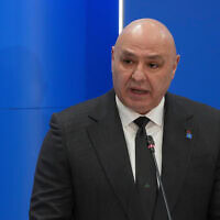 נשיא לבנון ג'וזף עאון במסיבת עיתונאים בניקוסיה שבקפריסין, 24 באפריל 2026 (צילום: AP Photo/Petros Karadjias) נשיא לבנון ג'וזף עאון במסיבת עיתונאים בניקוסיה שבקפריסין, 24 באפריל 2026 (צילום: AP Photo/Petros Karadjias)