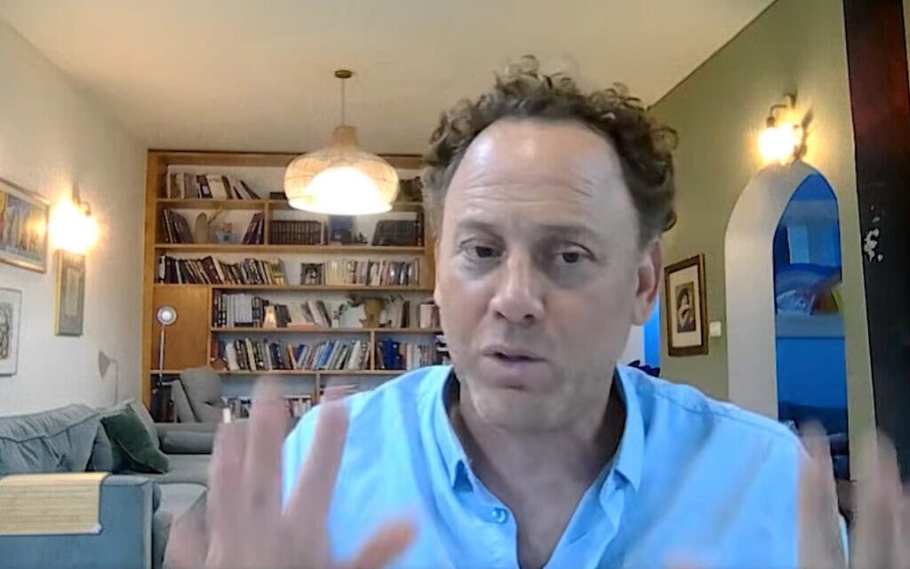 הרב יואב אנדי בשיחה עם מיכאל מירו, 2026 (צילום: צילום מסך מסרטון של מיכאל מירו) הרב יואב אנדי בשיחה עם מיכאל מירו, 2026 (צילום: צילום מסך מסרטון של מיכאל מירו)