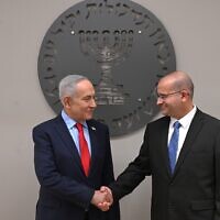 ראש הממשלה בנימין נתניהו וראש המוסד רומן גופמן במטה המוסד, 2 ביוני 2026 (צילום: חיים צח / לע"מ) ראש הממשלה בנימין נתניהו וראש המוסד רומן גופמן במטה המוסד, 2 ביוני 2026 (צילום: חיים צח / לע"מ)