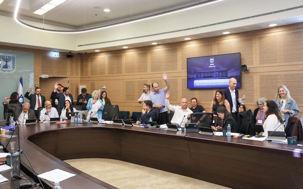 מרתון העברות תקציביות בוועדת הכספים של הכנסת, 29 ביולי 2026 (צילום: דני שם טוב, דוברות הכנסת)