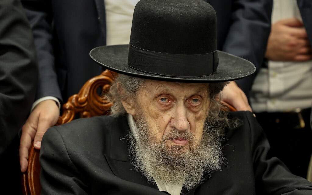 הרב דב לנדו במהלך פגישה שעסקה בגיוס חרדים לצה"ל בבני ברק. 5 באפריל 2024 (צילום: שלומי כהן/פלאש90) הרב דב לנדו במהלך פגישה שעסקה בגיוס חרדים לצה"ל בבני ברק. 5 באפריל 2024 (צילום: שלומי כהן/פלאש90)