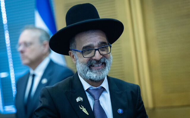 אברהם זרביב במשכן הכנסת בירושלים, 20 באפריל 2026 (צילום: יונתן זינדל/פלאש90) אברהם זרביב במשכן הכנסת בירושלים, 20 באפריל 2026 (צילום: יונתן זינדל/פלאש90)