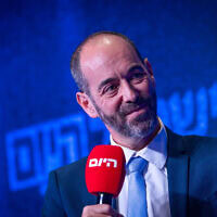 ממלא מקום המנהל הכללי של ועדת הבחירות המרכזית לכנסת, דין ליבנה, בוועידה השנתית של "ישראל היום" בירושלים, 5 ביולי 2026 (צילום: יונתן זינדל/פלאש90) ממלא מקום המנהל הכללי של ועדת הבחירות המרכזית לכנסת, דין ליבנה, בוועידה השנתית של "ישראל היום" בירושלים, 5 ביולי 2026 (צילום: יונתן זינדל/פלאש90)