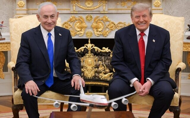 נשיא ארצות הברית דונלד טראמפ וראש הממשלה בנימין נתניהו בחדר הסגלגל בבית הלבן, 28 ביולי 2026 (צילום: מעיין טואף / לע"מ) נשיא ארצות הברית דונלד טראמפ וראש הממשלה בנימין נתניהו בחדר הסגלגל בבית הלבן, 28 ביולי 2026 (צילום: מעיין טואף / לע"מ)