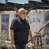 יו"ר מפלגת ישר גדי איזנקוט מבקר בקיבוץ ניר עוז, סמוך לגבול רצועת עזה, במסגרת קמפיין הבחירות שלו. 5 באוגוסט 2026