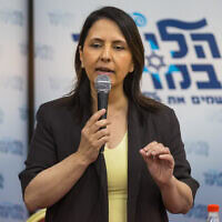 השרה גילה גמליאל בכנס פריימריז של הליכוד באשדוד. 10 באוגוסט 2026 (צילום: לירון מולדובן/פלאש90) השרה גילה גמליאל בכנס פריימריז של הליכוד באשדוד. 10 באוגוסט 2026 (צילום: לירון מולדובן/פלאש90)