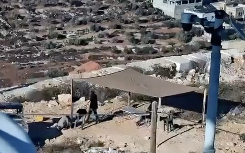 סוכת מתנחלים בפאתי הכפר קוסרה באזור שכם. 11 באוגוסט 2026