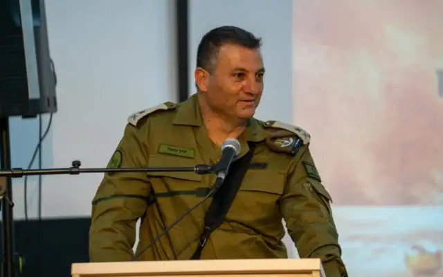 מפקד פיקוד הדרום, אלוף יניב עשור, 15 בספטמבר 2026 (צילום: דובר צה"ל) מפקד פיקוד הדרום, אלוף יניב עשור, 15 בספטמבר 2026 (צילום: דובר צה"ל)