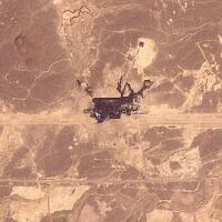 תמונת לוויין זו שצולמה על ידי Planet Labs PBC ב-11 בספטמבר 2026 מציגה מבט כללי על אתר תשתית לאחר שניזוק בשריפה מדרום-מזרח למדינה לאורך המסלול הכללי של צינור מזרח-מערב (Petroline) של ערב הסעודית (צילום: Handout/Planet Labs/AFP) תמונת לוויין זו שצולמה על ידי Planet Labs PBC ב-11 בספטמבר 2026 מציגה מבט כללי על אתר תשתית לאחר שניזוק בשריפה מדרום-מזרח למדינה לאורך המסלול הכללי של צינור מזרח-מערב (Petroline) של ערב הסעודית (צילום: Handout/Planet Labs/AFP)