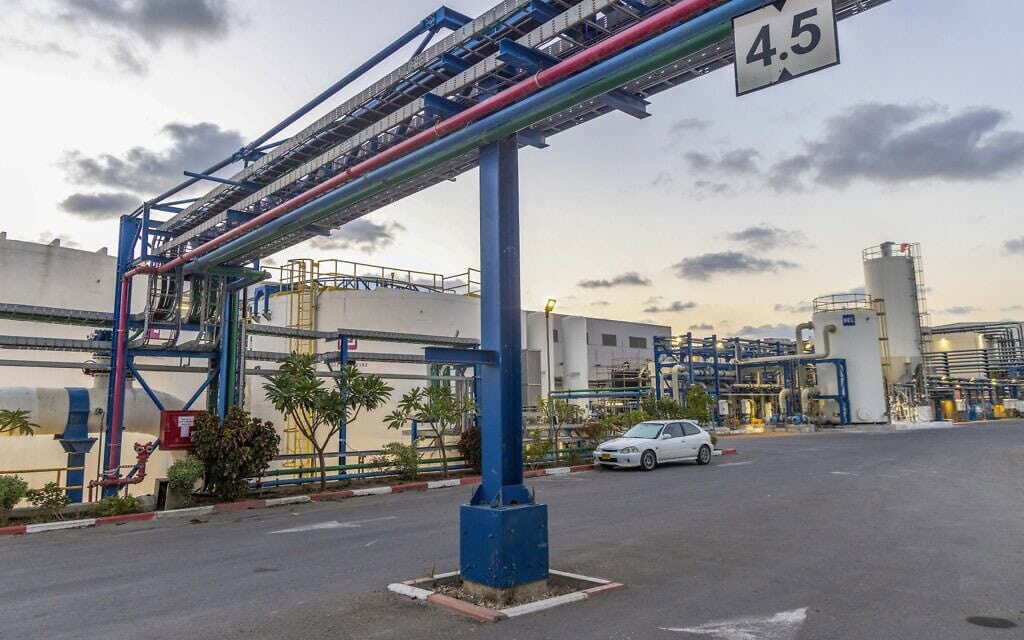 מבט כללי על מתקן להתפלת מים ליד ראשון לציון, במרכז הארץ. 2 בספטמבר 2026 (צילום: יוסי אלוני/פלאש90) מבט כללי על מתקן להתפלת מים ליד ראשון לציון, במרכז הארץ. 2 בספטמבר 2026 (צילום: יוסי אלוני/פלאש90)
