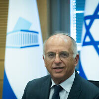 יו"ר ועדת הבחירות המרכזית, שופט בית המשפט העליון נועם סולברג, במהלך הגשת רשימות המועמדים לקראת הבחירות, במשכן הכנסת בירושלים. 7 בספטמבר 2026 (צילום: יונתן זינדל/פלאש90) יו"ר ועדת הבחירות המרכזית, שופט בית המשפט העליון נועם סולברג, במהלך הגשת רשימות המועמדים לקראת הבחירות, במשכן הכנסת בירושלים. 7 בספטמבר 2026 (צילום: יונתן זינדל/פלאש90)
