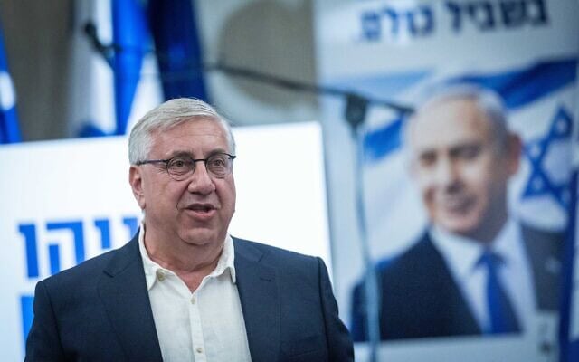 יעקב ברדוגו, מצטרף חדש למפלגת הליכוד, משתתף באירוע הצגת המועמדים החדשים של המפלגה לקראת הבחירות הכלליות הקרובות, בירושלים. 8 בספטמבר 2026 (צילום: חיים גולדברג/פלאש90) יעקב ברדוגו, מצטרף חדש למפלגת הליכוד, משתתף באירוע הצגת המועמדים החדשים של המפלגה לקראת הבחירות הכלליות הקרובות, בירושלים. 8 בספטמבר 2026 (צילום: חיים גולדברג/פלאש90)