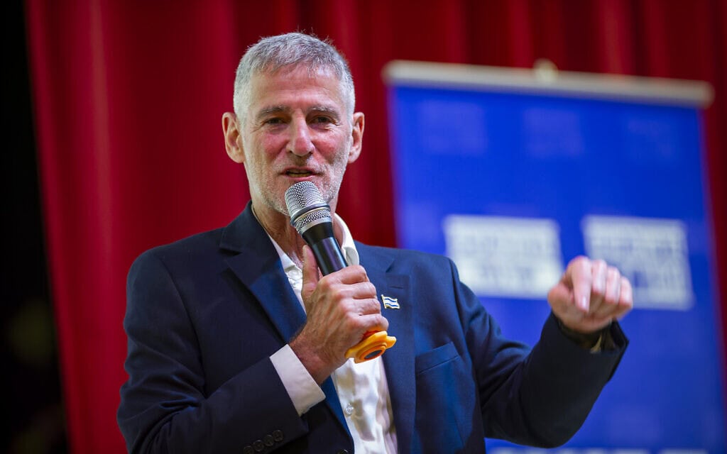 יו"ר מפלגת הדמוקרטים יאיר גולן משתתף באירוע בחירות בחיפה. 28 בספטמבר 2026 (צילום: שרון לייבל/פלאש90) יו"ר מפלגת הדמוקרטים יאיר גולן משתתף באירוע בחירות בחיפה. 28 בספטמבר 2026 (צילום: שרון לייבל/פלאש90)