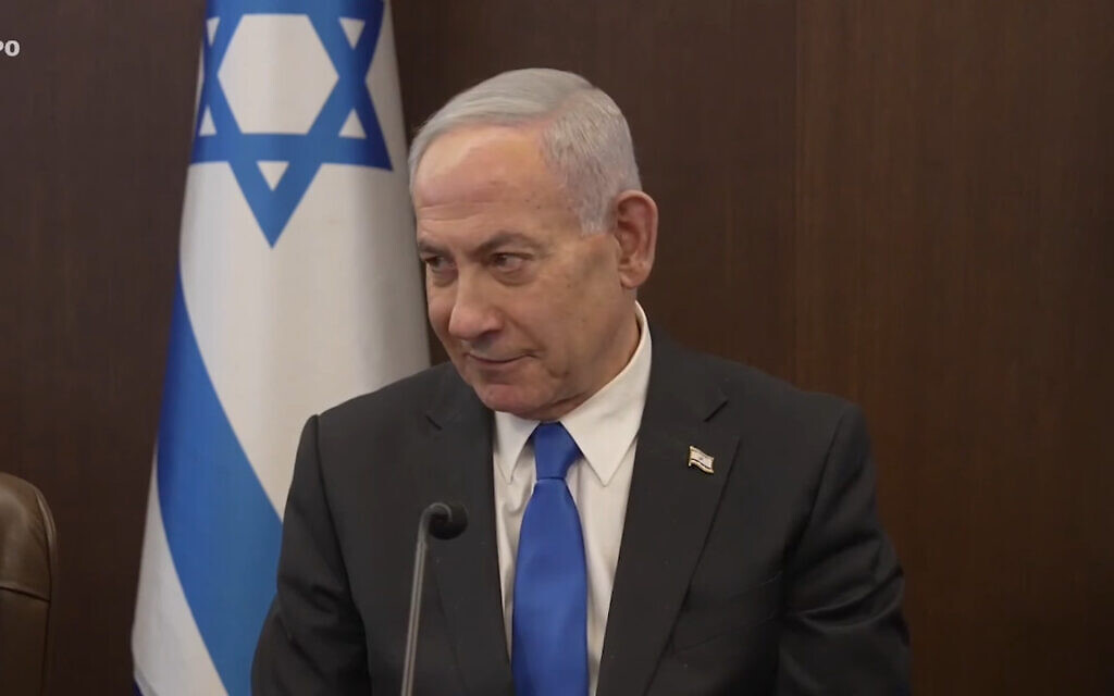 ראש הממשלה בנימין נתניהו הרמת כוסית לרגל ראש השנה בישיבת הממשלה, 6 בספטמבר 2026 (צילום: צילום מסך לע"מ) ראש הממשלה בנימין נתניהו הרמת כוסית לרגל ראש השנה בישיבת הממשלה, 6 בספטמבר 2026 (צילום: צילום מסך לע"מ)