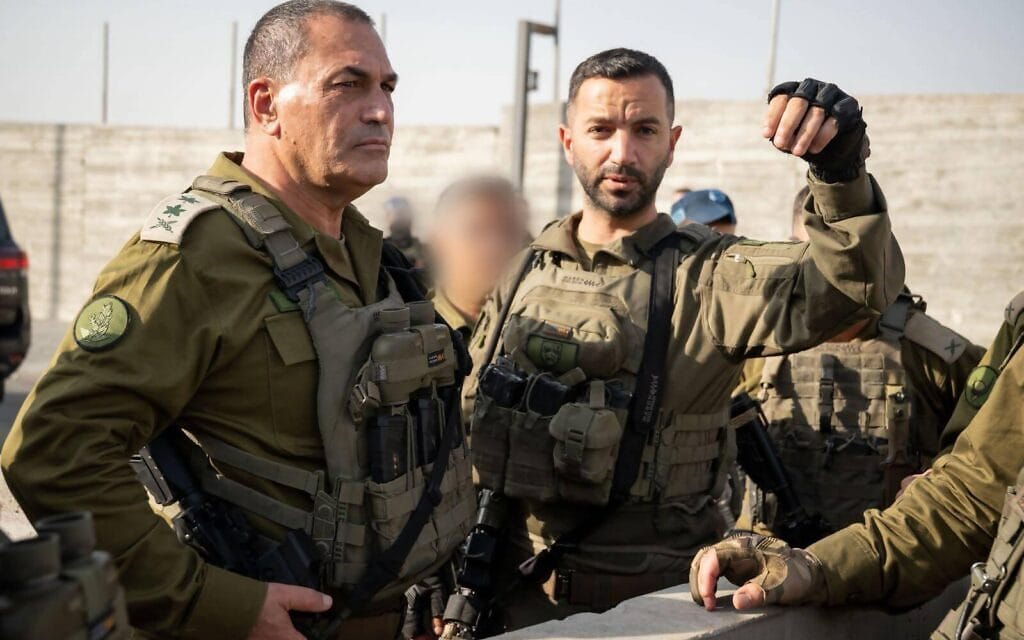 הרמטכ״ל רא״ל אייל זמיר בזירת פיגוע ליד חברון. 23 באוקטובר 2026 (צילום: דובר צה״ל) הרמטכ״ל רא״ל אייל זמיר בזירת פיגוע ליד חברון. 23 באוקטובר 2026 (צילום: דובר צה״ל)