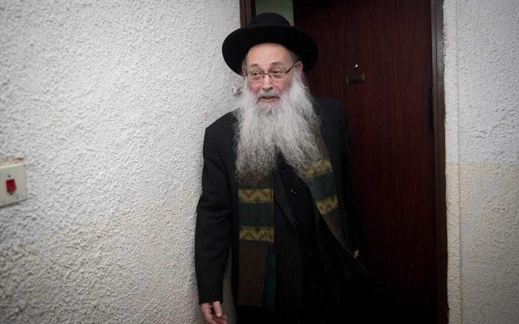 הרב משה מאיה עוזב את מקום ישיבת מועצת גדולי התורה של ש"ס בירושלים ב-20 בפברואר 2019 (צילום: יונתן זינדל/פלאש90) הרב משה מאיה עוזב את מקום ישיבת מועצת גדולי התורה של ש"ס בירושלים ב-20 בפברואר 2019 (צילום: יונתן זינדל/פלאש90)