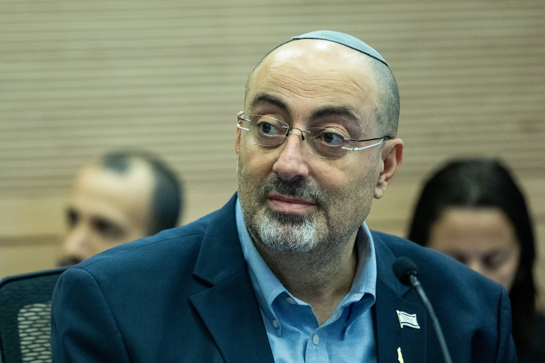 ח"כ ניסים ואטורי בדיון של ועדת החוקה, חוק ומשפט בכנסת בירושלים. 11 באוגוסט 2024 (צילום: יונתן זינדל/פלאש90) ח"כ ניסים ואטורי בדיון של ועדת החוקה, חוק ומשפט בכנסת בירושלים. 11 באוגוסט 2024 (צילום: יונתן זינדל/פלאש90)