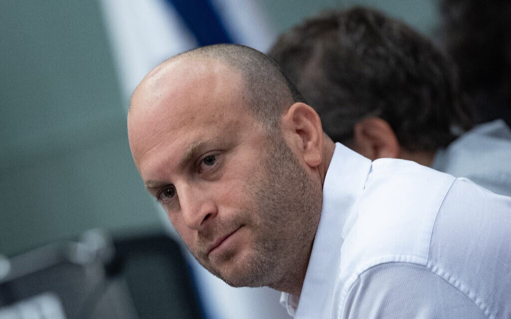 חבר הכנסת יצחק קרויזר משתתף בדיון בוועדת החינוך, התרבות והספורט בכנסת בירושלים. 11 בדצמבר 2024 (צילום: יונתן זינדל/פלאש90) חבר הכנסת יצחק קרויזר משתתף בדיון בוועדת החינוך, התרבות והספורט בכנסת בירושלים. 11 בדצמבר 2024 (צילום: יונתן זינדל/פלאש90)