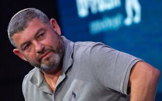 יו"ר מפלגת עמך ישראל עופר וינטר נואם בוועידת הנוער הלאומית "דור משנה משחק" במרכז הקונגרסים הבינלאומי בירושלים. 11 באוקטובר 2026 (צילום: יונתן זינדל/פלאש90) יו"ר מפלגת עמך ישראל עופר וינטר נואם בוועידת הנוער הלאומית "דור משנה משחק" במרכז הקונגרסים הבינלאומי בירושלים. 11 באוקטובר 2026 (צילום: יונתן זינדל/פלאש90)