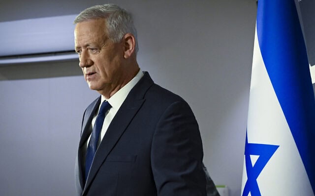 בני גנץ בכפר המכבייה ברמת גן, 19 באוקטובר 2026 (צילום: אבשלום ששוני/פלאש90) בני גנץ בכפר המכבייה ברמת גן, 19 באוקטובר 2026 (צילום: אבשלום ששוני/פלאש90)