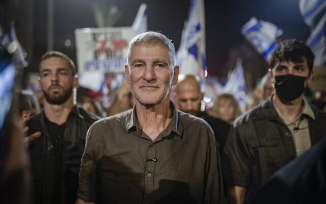 יושב ראש מפלגת הדמוקרטים יאיר גולן בתל אביב, 24 באוקטובר 2026 (צילום: רחל אלרואי/פלאש90) יושב ראש מפלגת הדמוקרטים יאיר גולן בתל אביב, 24 באוקטובר 2026 (צילום: רחל אלרואי/פלאש90)