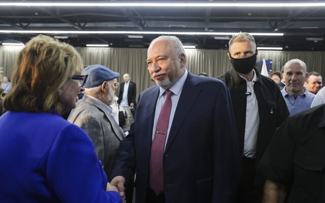 יו"ר ישראל ביתנו, ח"כ אביגדור ליברמן, במטה הבחירות של המפלגה בתל אביב, בליל הבחירות לכנסת. 27 באוקטובר 2026 (צילום: טל גל/פלאש90) יו"ר ישראל ביתנו, ח"כ אביגדור ליברמן, במטה הבחירות של המפלגה בתל אביב, בליל הבחירות לכנסת. 27 באוקטובר 2026 (צילום: טל גל/פלאש90)