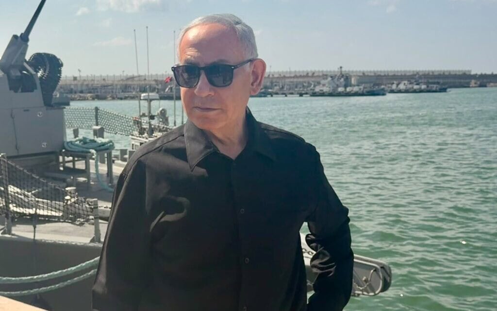 ראש הממשלה בנימין נתניהו בבסיס חיל הים באשדוד, 4 באוקטובר 2026 (צילום: דוברות ראש הממשלה) ראש הממשלה בנימין נתניהו בבסיס חיל הים באשדוד, 4 באוקטובר 2026 (צילום: דוברות ראש הממשלה)